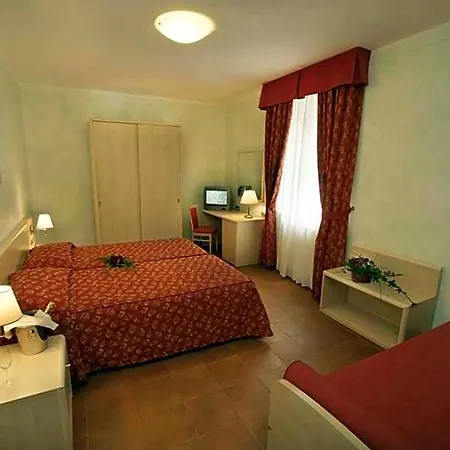 Caesar 4* Prag