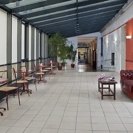 Caesar Hotel 4*