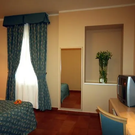 Hotel Caesar 4*
