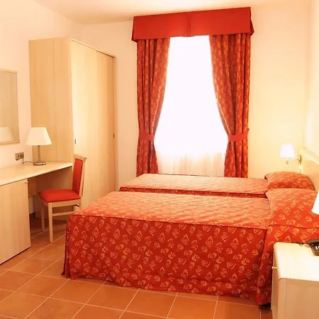 Caesar 4* Prague