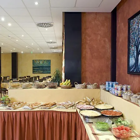 فندق سيزار